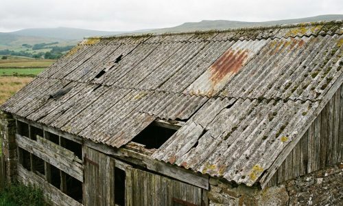 desamiantage-toiture-agricole-photovoltaique-2025