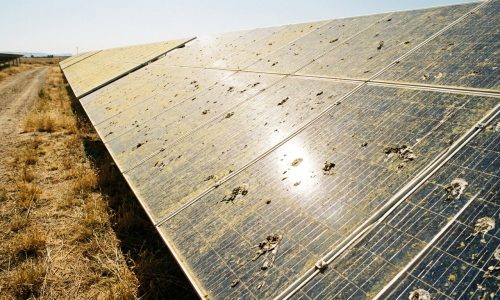nettoyage-panneau-solaire-2025